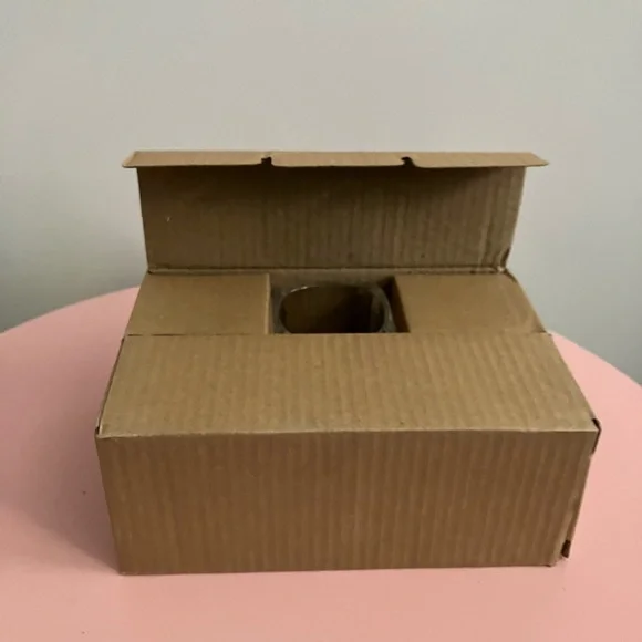 (6) Glass Shot Glasses - Picture 5 of 7